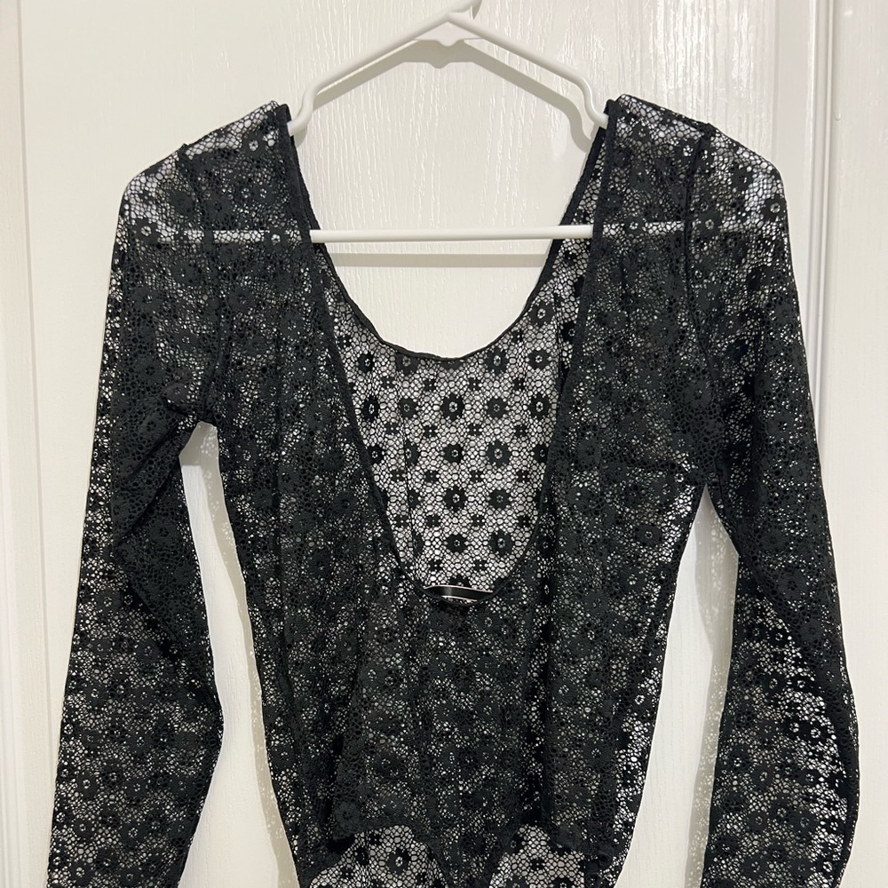 Victoria's Secret Scoop Back Black Medallion Lace
Teddy Bodysuit size M/L - Picture 12 of 14